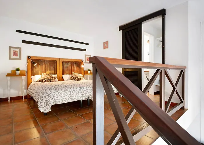 Emblematica - Nº3 Liria * La Vegueta